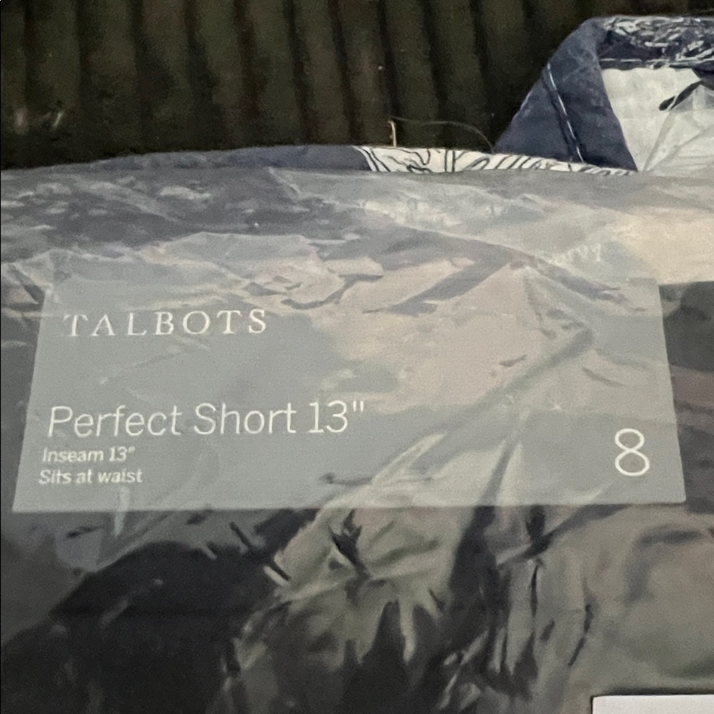 Talbots Women’s Perfect 13” Shorts in Deep Black - Picture 7 of 7
